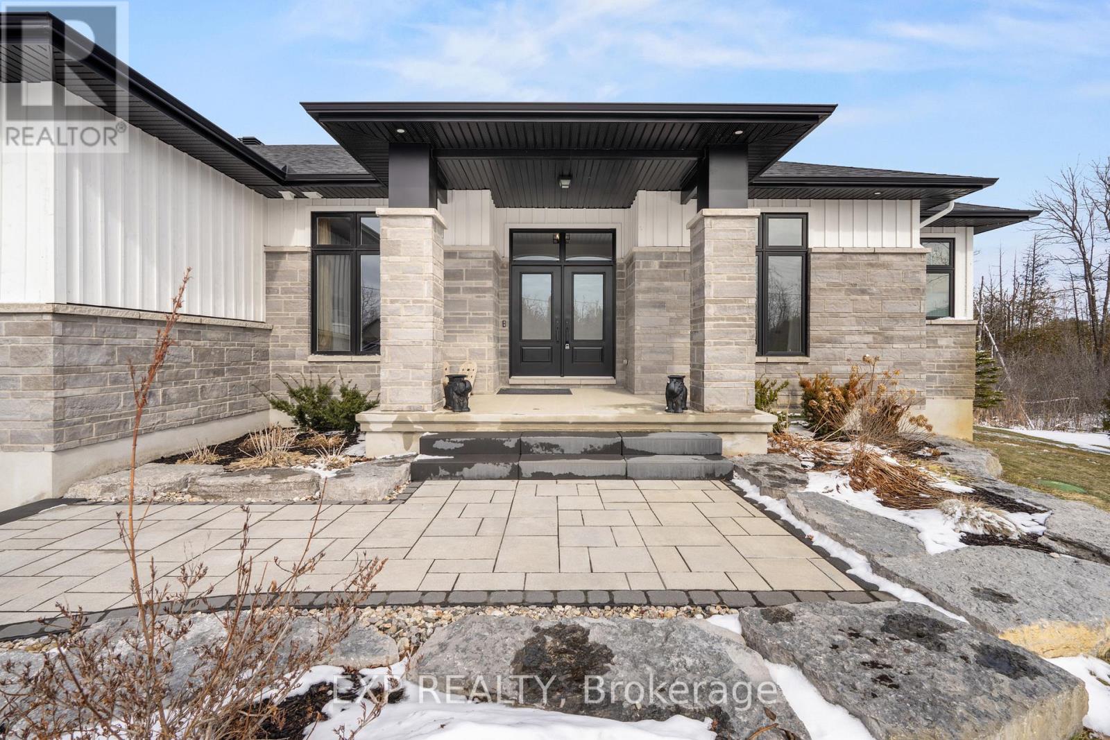 121 Landians Way, Beckwith, Ontario  K0A 1B0 - Photo 2 - X12910032