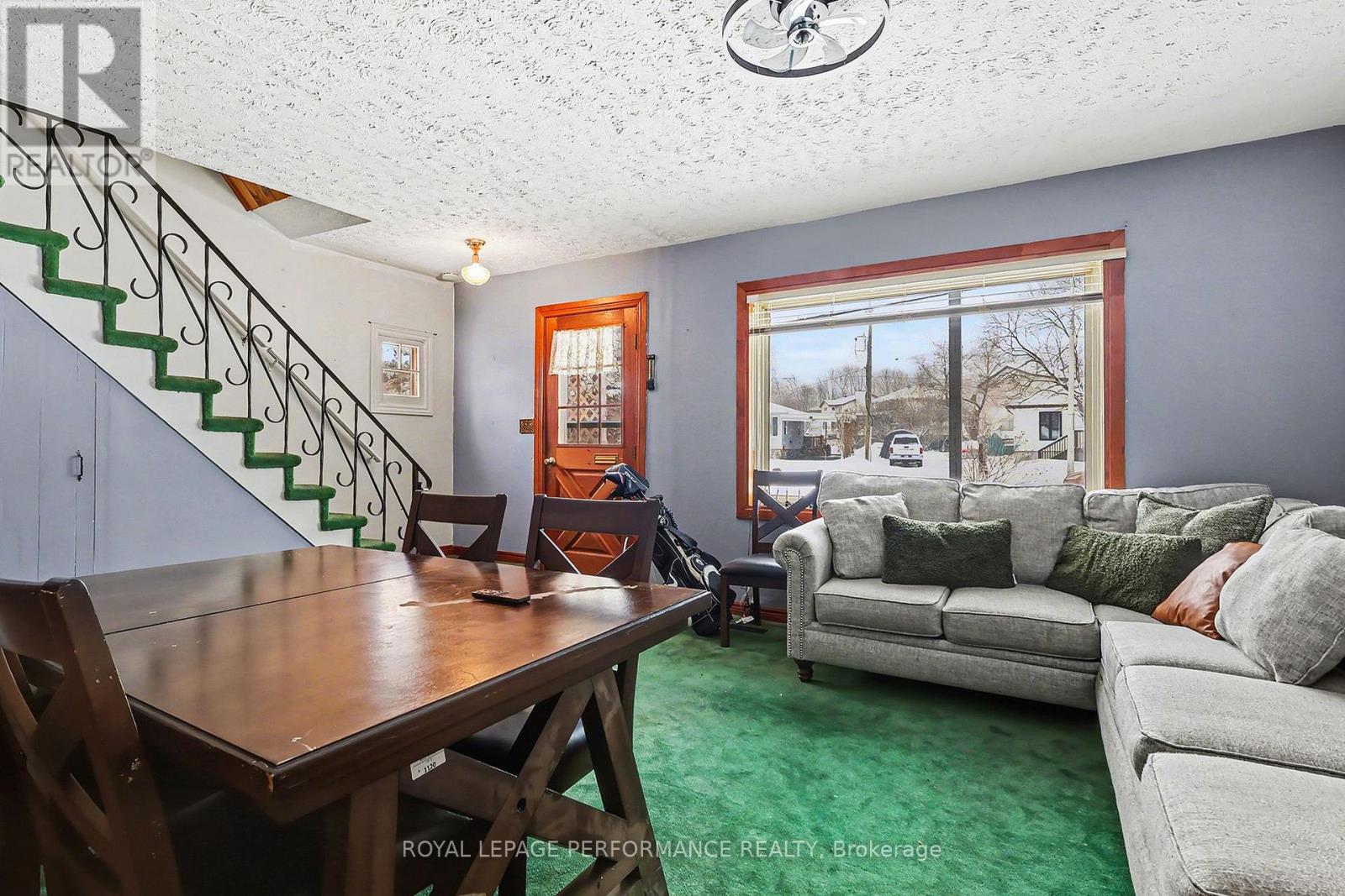 2478 Cleroux Crescent, Ottawa, Ontario  K1W 1A3 - Photo 12 - X12910086