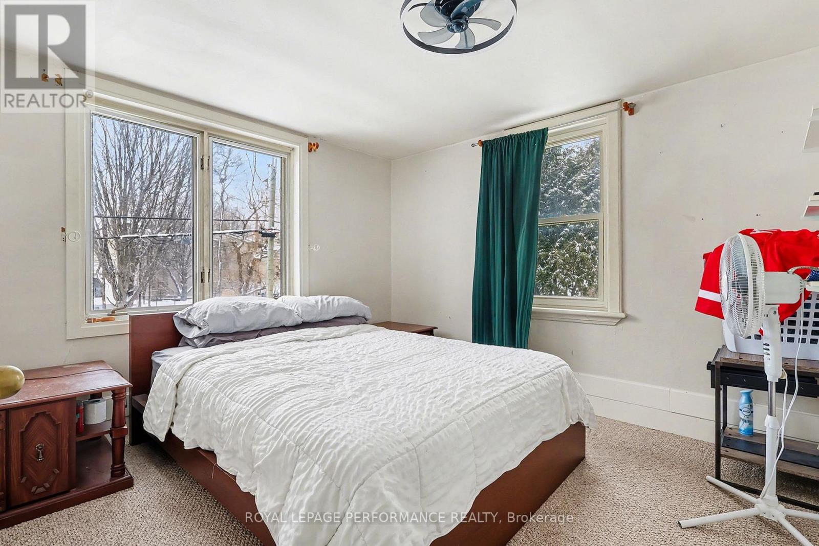 2478 Cleroux Crescent, Ottawa, Ontario  K1W 1A3 - Photo 13 - X12910086