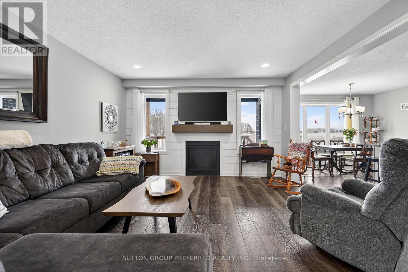 150 Gilmour Drive, Lucan Biddulph, Ontario  N0M 2J0 - Photo 9 - X12765336