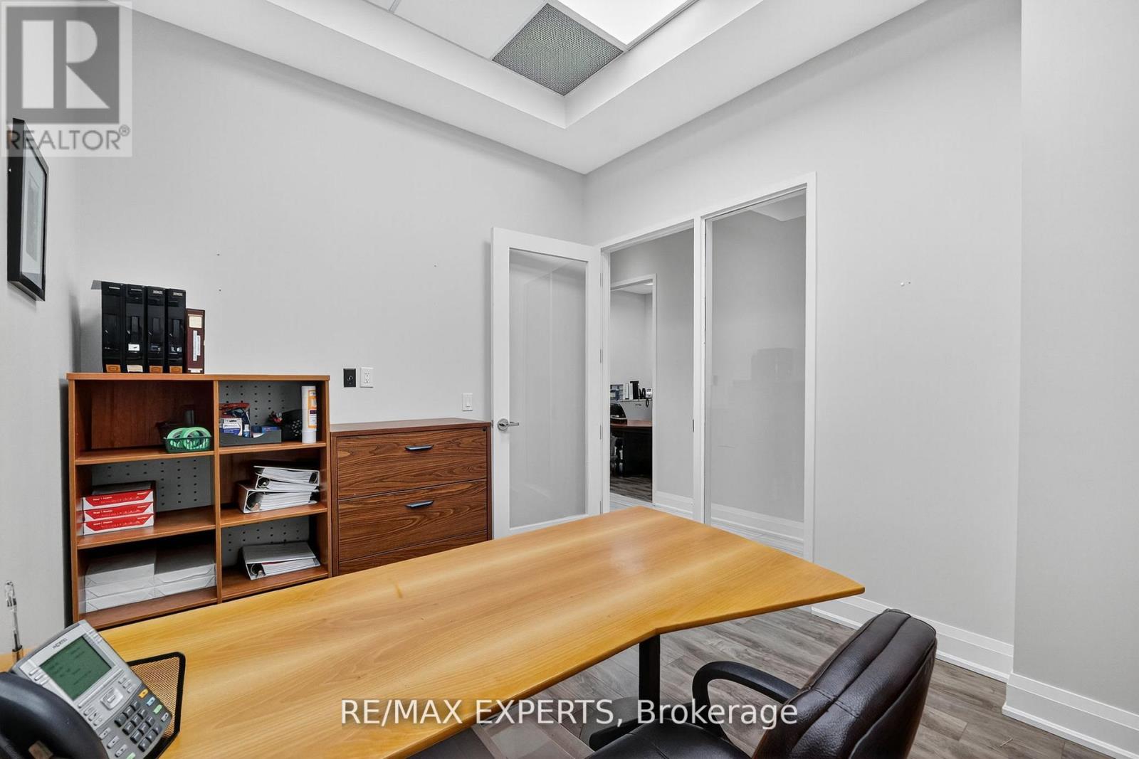 6 - 12 Woodstream Boulevard, Vaughan (Vaughan Grove), Ontario  L4L 8C3 - Photo 19 - N12909990