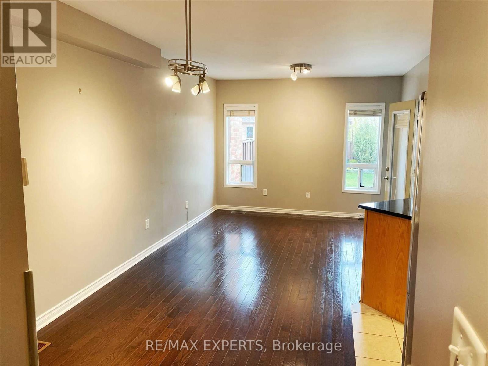 202 Deepsprings Crescent, Vaughan (Vellore Village), Ontario  L6A 3W1 - Photo 11 - N12910010