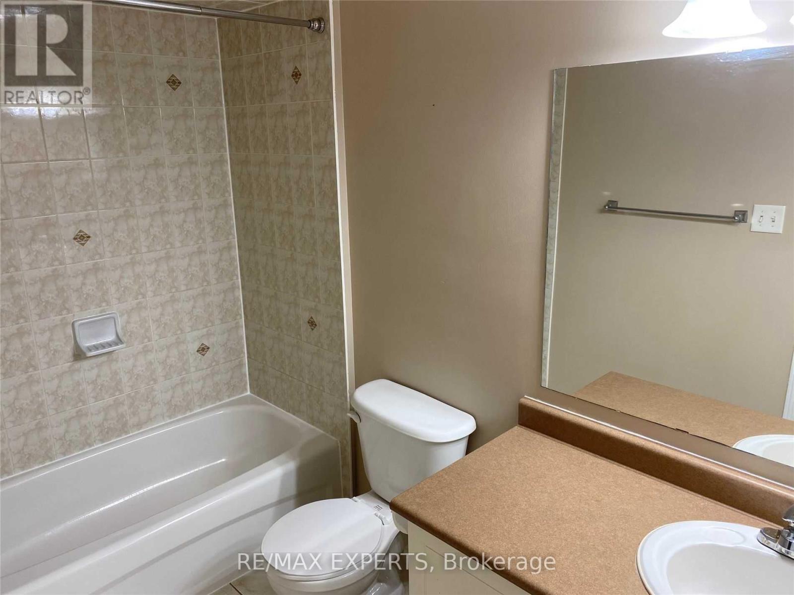 202 Deepsprings Crescent, Vaughan (Vellore Village), Ontario  L6A 3W1 - Photo 16 - N12910010