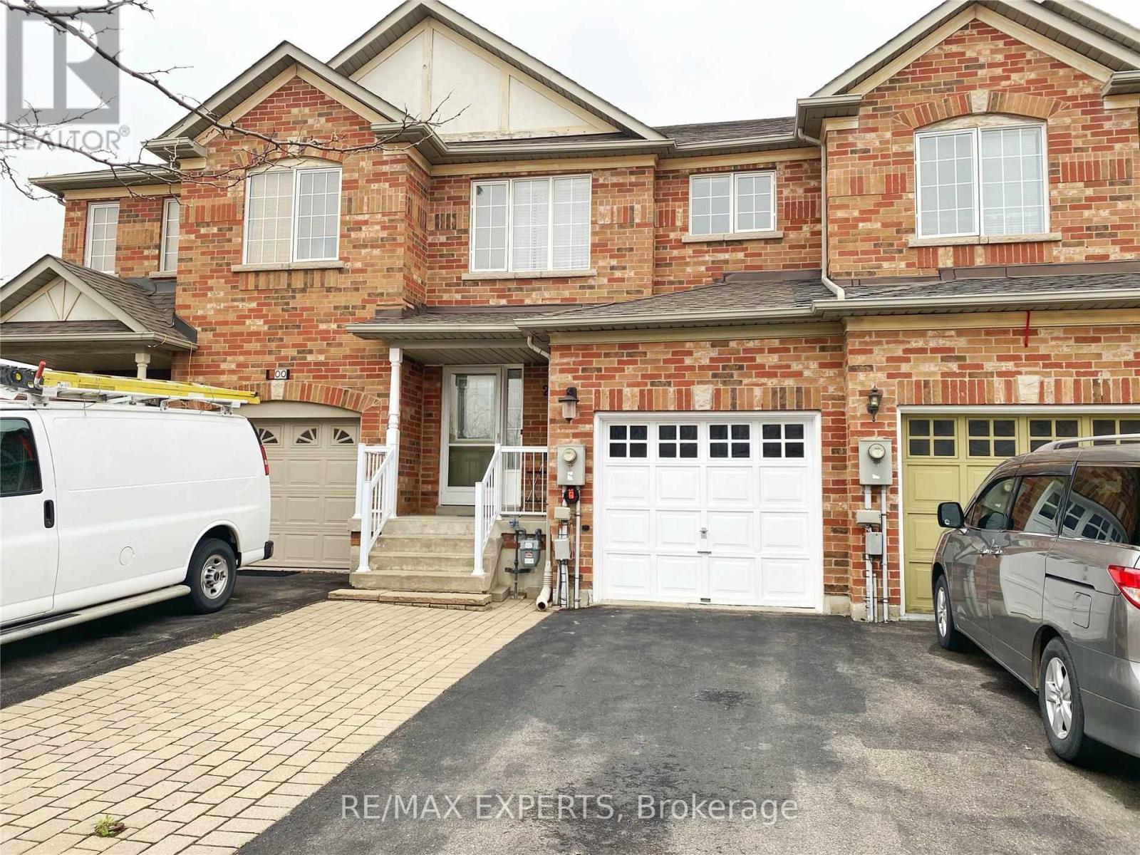 202 Deepsprings Crescent, Vaughan (Vellore Village), Ontario  L6A 3W1 - Photo 2 - N12910010