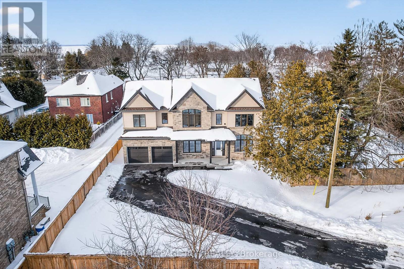 28 ST. GEORGE STREET, Georgina, Ontario