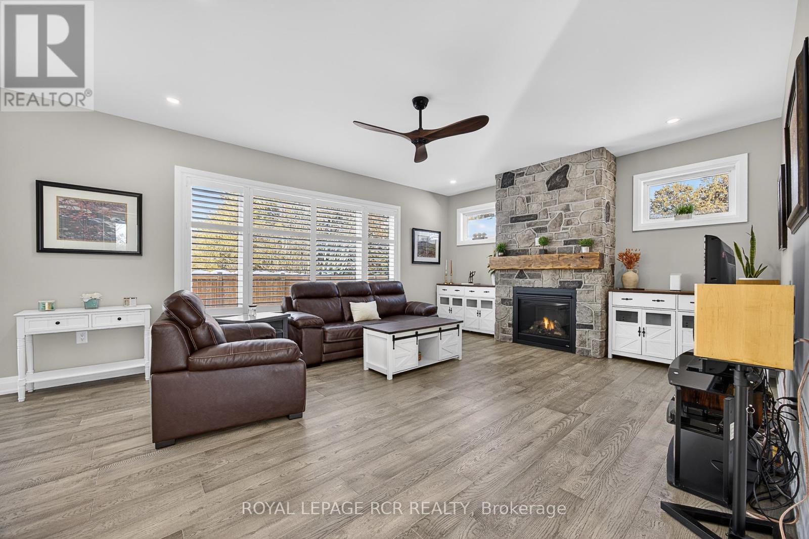 28 St. George Street, Georgina (Sutton & Jackson's Point), Ontario  L0E 1L0 - Photo 15 - N12910040