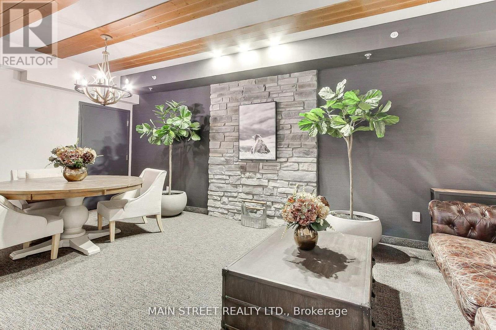 402 - 20 Koda Street, Barrie, Ontario  L9J 0J7 - Photo 4 - S12910018