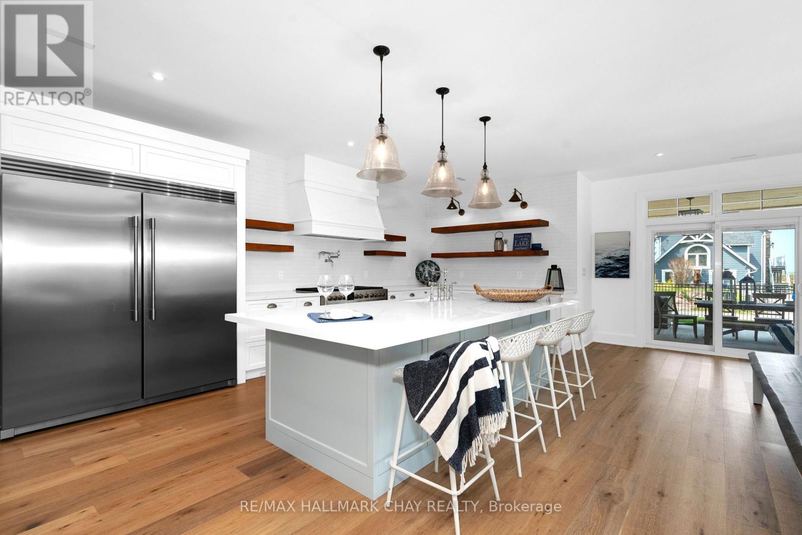 395 Eastdale Drive, Wasaga Beach, Ontario  L9Z 2P4 - Photo 13 - S12910050