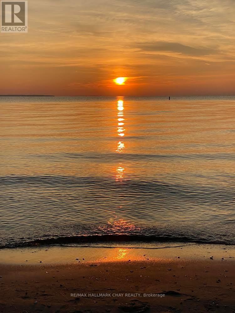 395 Eastdale Drive, Wasaga Beach, Ontario  L9Z 2P4 - Photo 44 - S12910050