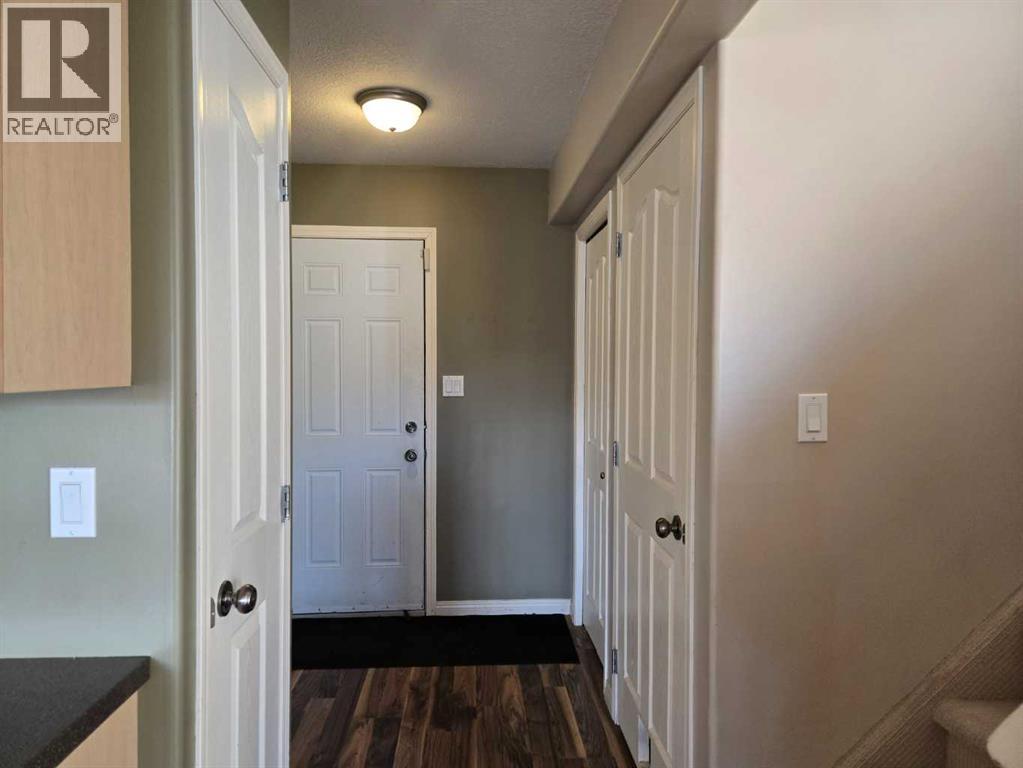 223 Baker Street, Hinton, Alberta  T7V 2C4 - Photo 10 - A2291721