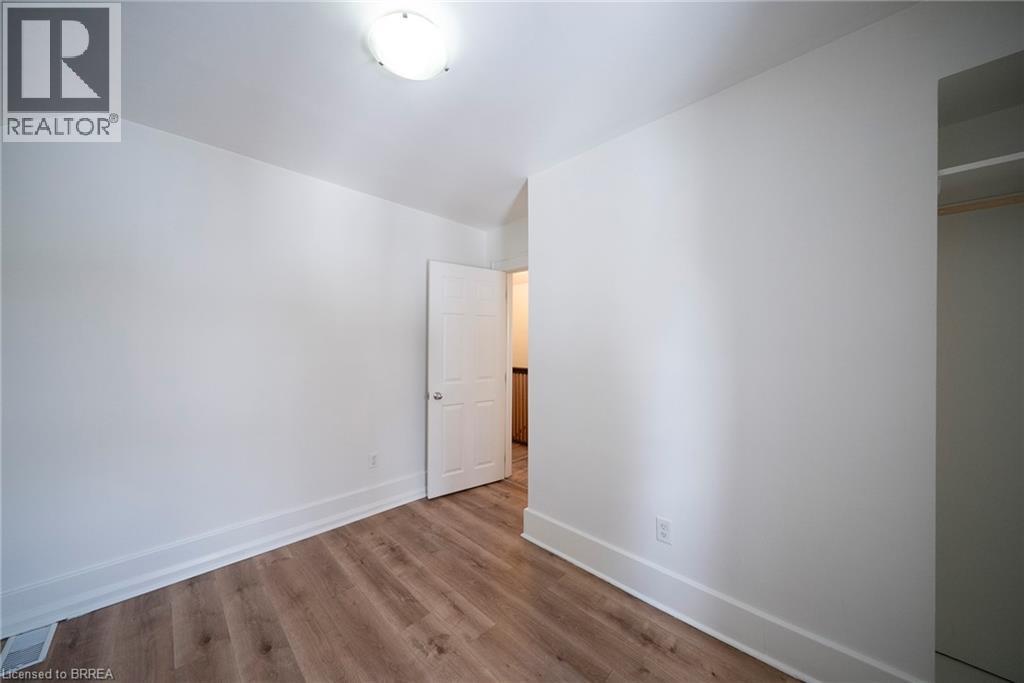 65 1/2 Dundas Street, Brantford, Ontario  N3R 1S2 - Photo 22 - 40811090