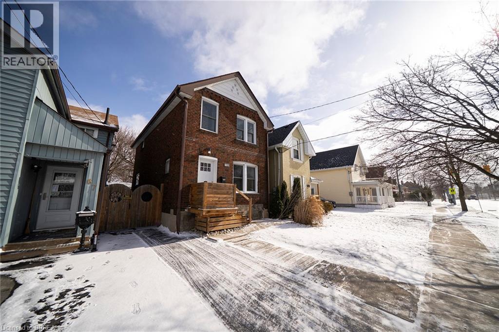 65 1/2 Dundas Street, Brantford, Ontario  N3R 1S2 - Photo 2 - 40811090