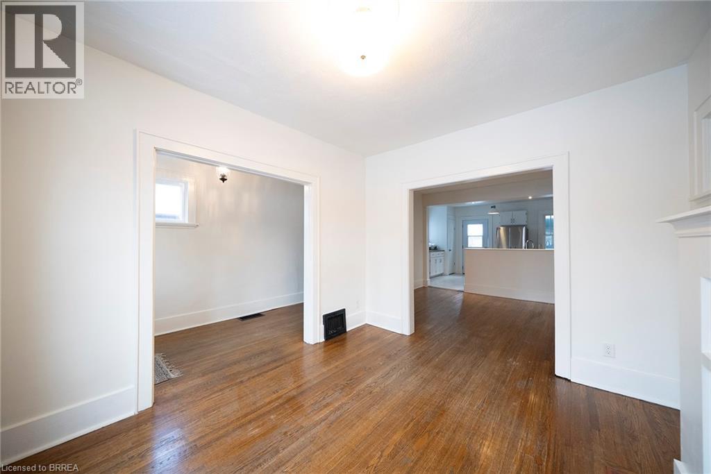 65 1/2 Dundas Street, Brantford, Ontario  N3R 1S2 - Photo 6 - 40811090