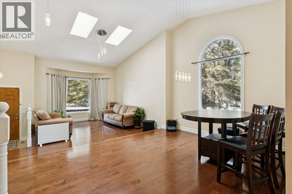 5 Manyhorses Crescent, Rural Rocky View County, Alberta  T3Z 1A3 - Photo 9 - A2292347