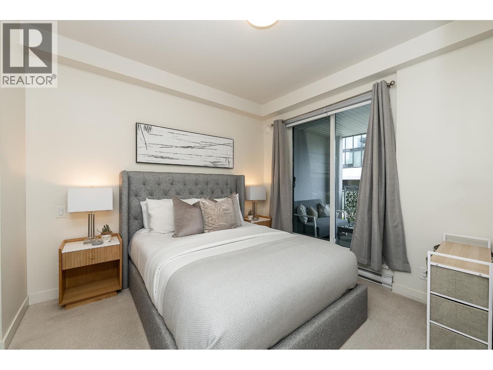 Listing Picture 12 of 40 : 103 2188 MADISON AVENUE, Burnaby / 本拿比 - 魯藝地產 Yvonne Lu Group - MLS Medallion Club Member