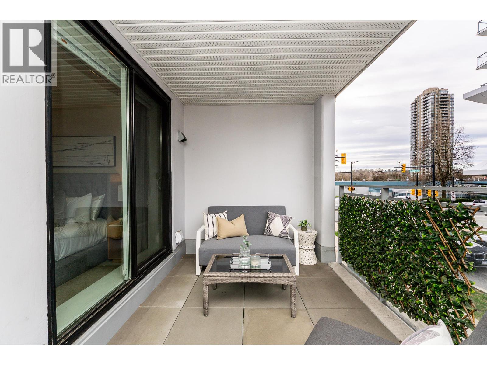 Listing Picture 19 of 40 : 103 2188 MADISON AVENUE, Burnaby / 本拿比 - 魯藝地產 Yvonne Lu Group - MLS Medallion Club Member