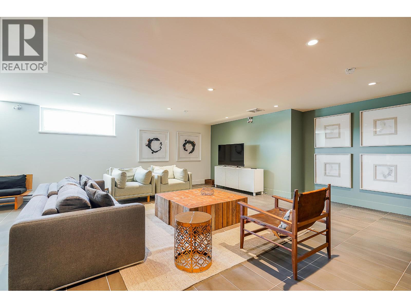 Listing Picture 33 of 40 : 103 2188 MADISON AVENUE, Burnaby / 本拿比 - 魯藝地產 Yvonne Lu Group - MLS Medallion Club Member