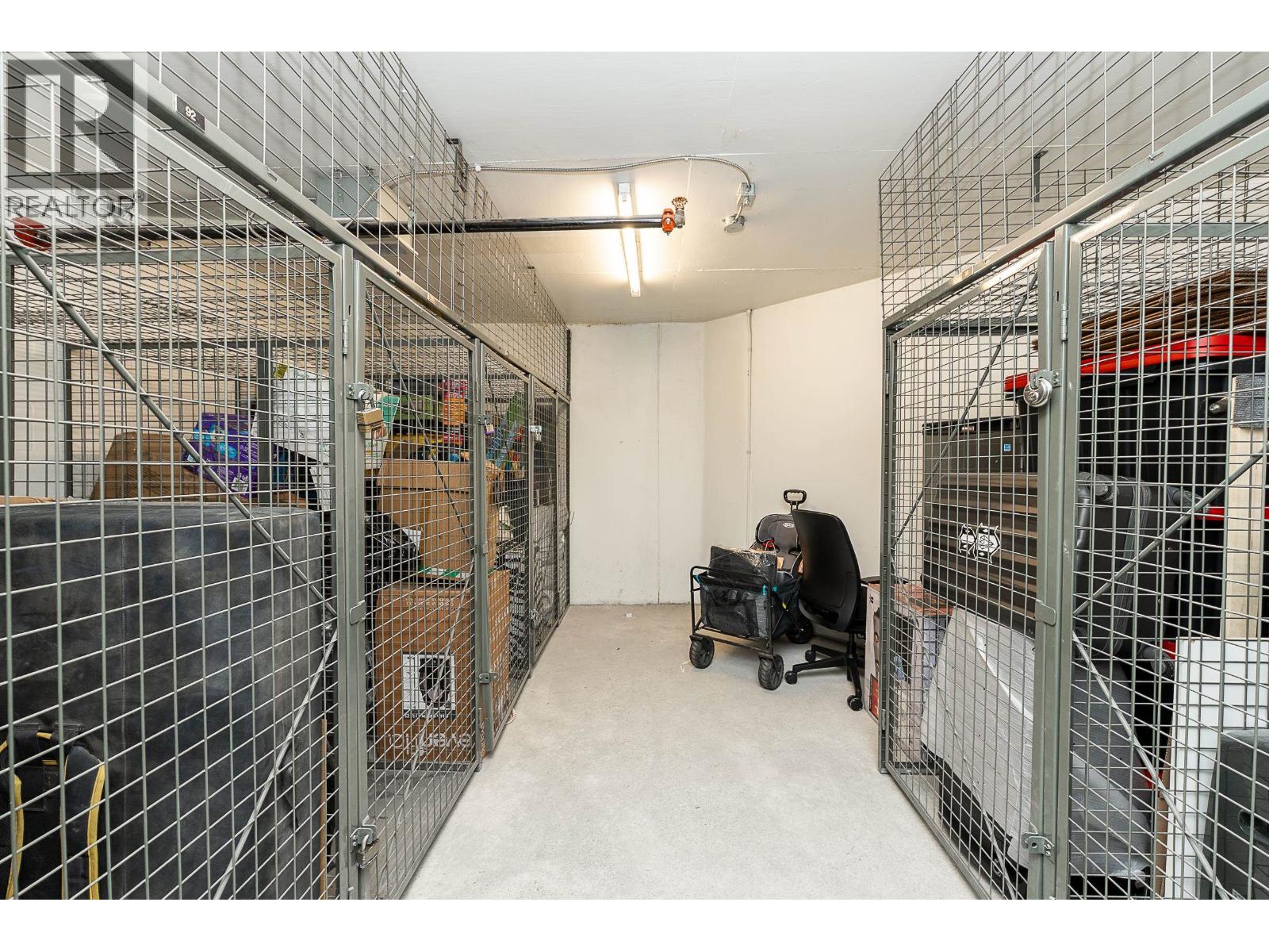 Listing Picture 38 of 40 : 103 2188 MADISON AVENUE, Burnaby / 本拿比 - 魯藝地產 Yvonne Lu Group - MLS Medallion Club Member