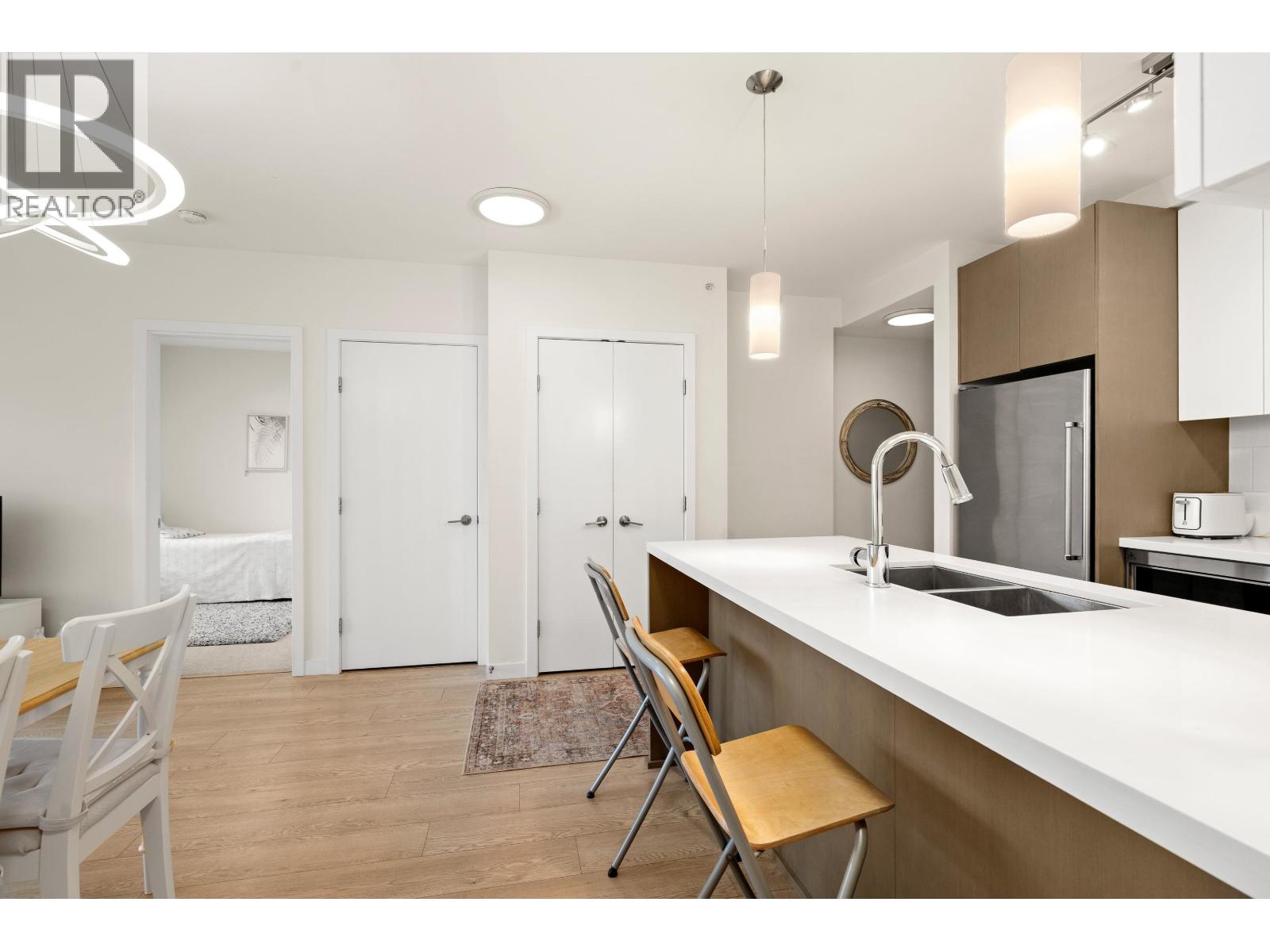 2601 3080 Lincoln Avenue, Coquitlam, British Columbia  V3B 7L9 - Photo 6 - R3088110