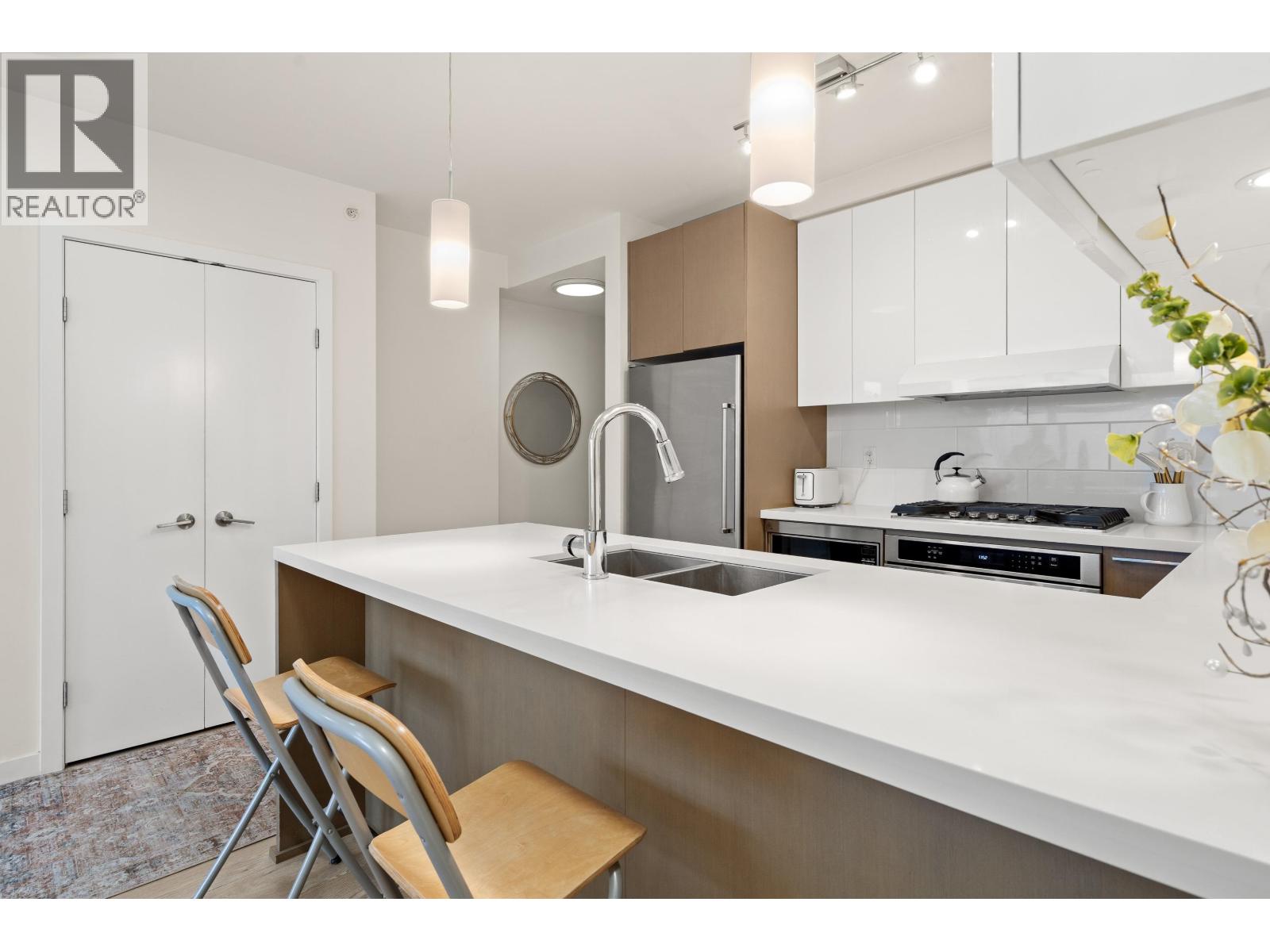 2601 3080 Lincoln Avenue, Coquitlam, British Columbia  V3B 7L9 - Photo 8 - R3088110