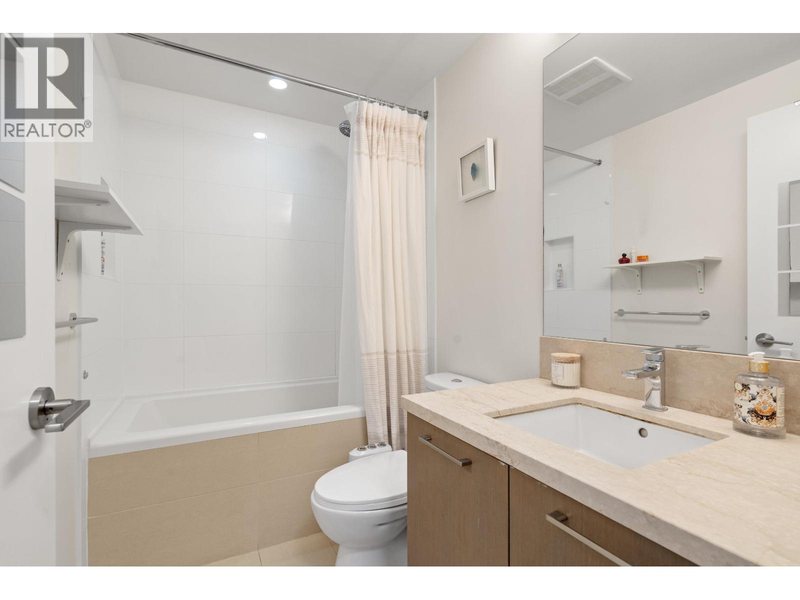 2601 3080 Lincoln Avenue, Coquitlam, British Columbia  V3B 7L9 - Photo 24 - R3088110