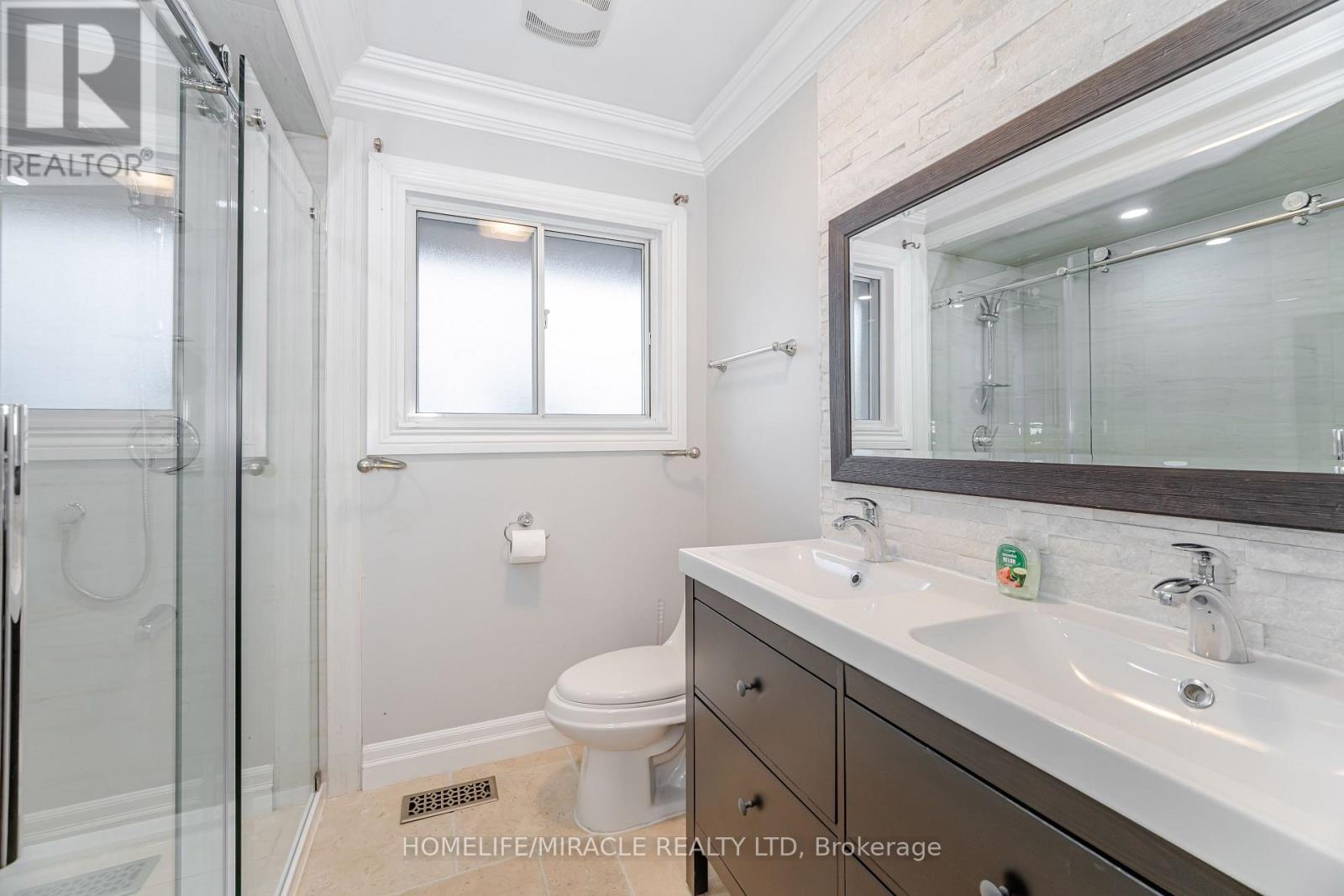 308 Third Line, Oakville, Ontario  L6L 4A4 - Photo 28 - W12909962