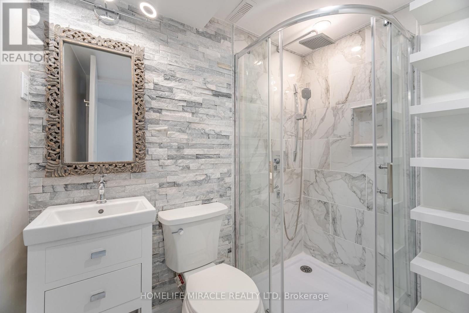 308 Third Line, Oakville, Ontario  L6L 4A4 - Photo 42 - W12909962