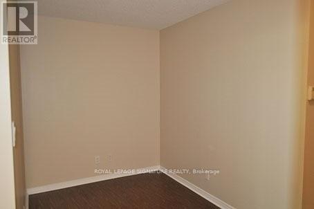 1502 - 4879 Kimbermount Avenue N, Mississauga, Ontario  L5M 7R8 - Photo 5 - W12909968