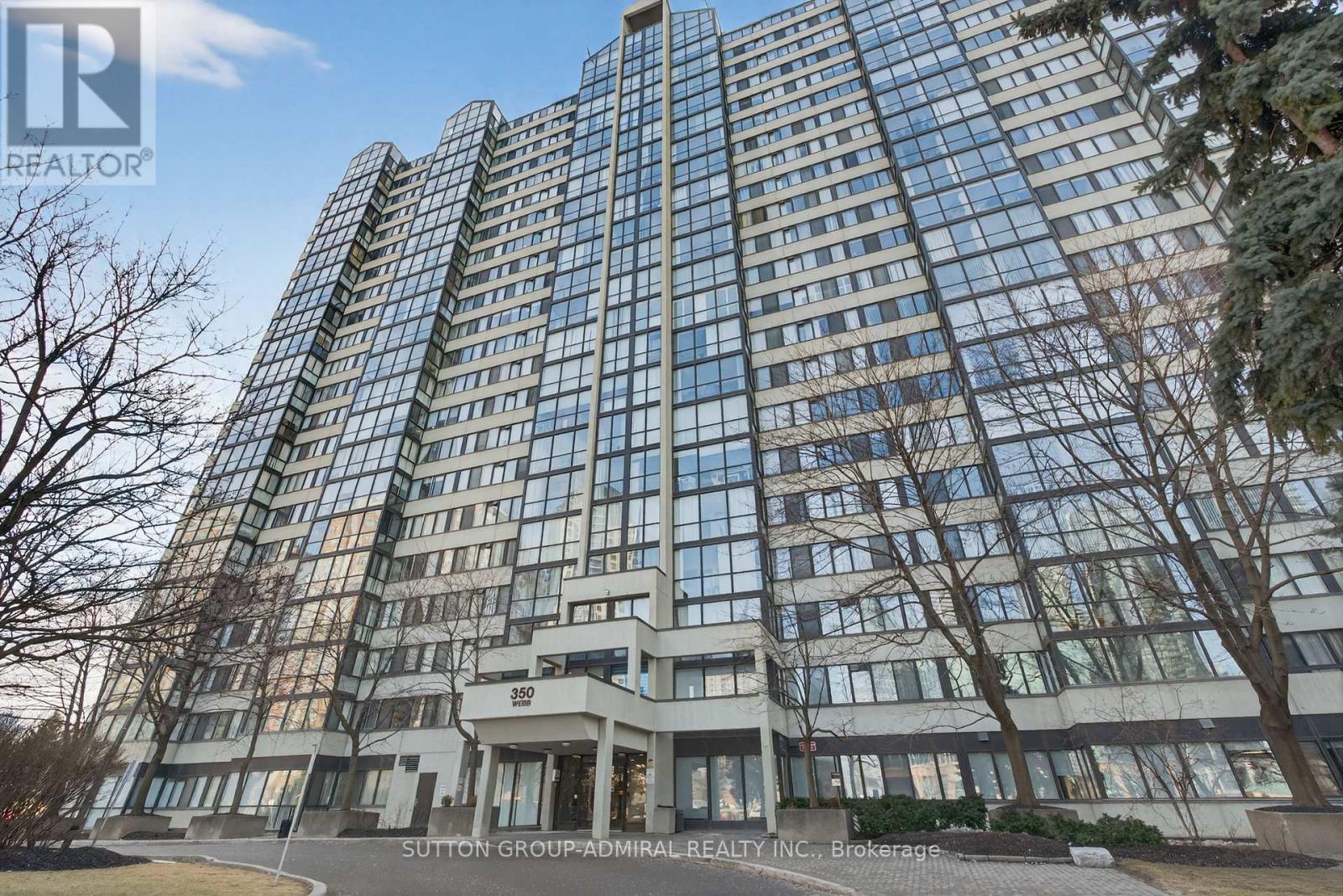 308 - 350 Webb Drive, Mississauga, Ontario  L5B 3W4 - Photo 2 - W12909986