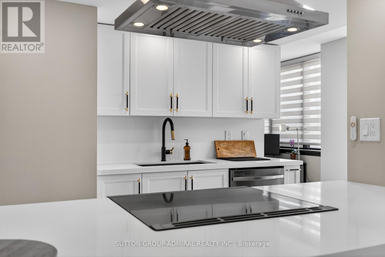 308 - 350 Webb Drive, Mississauga, Ontario  L5B 3W4 - Photo 21 - W12909986