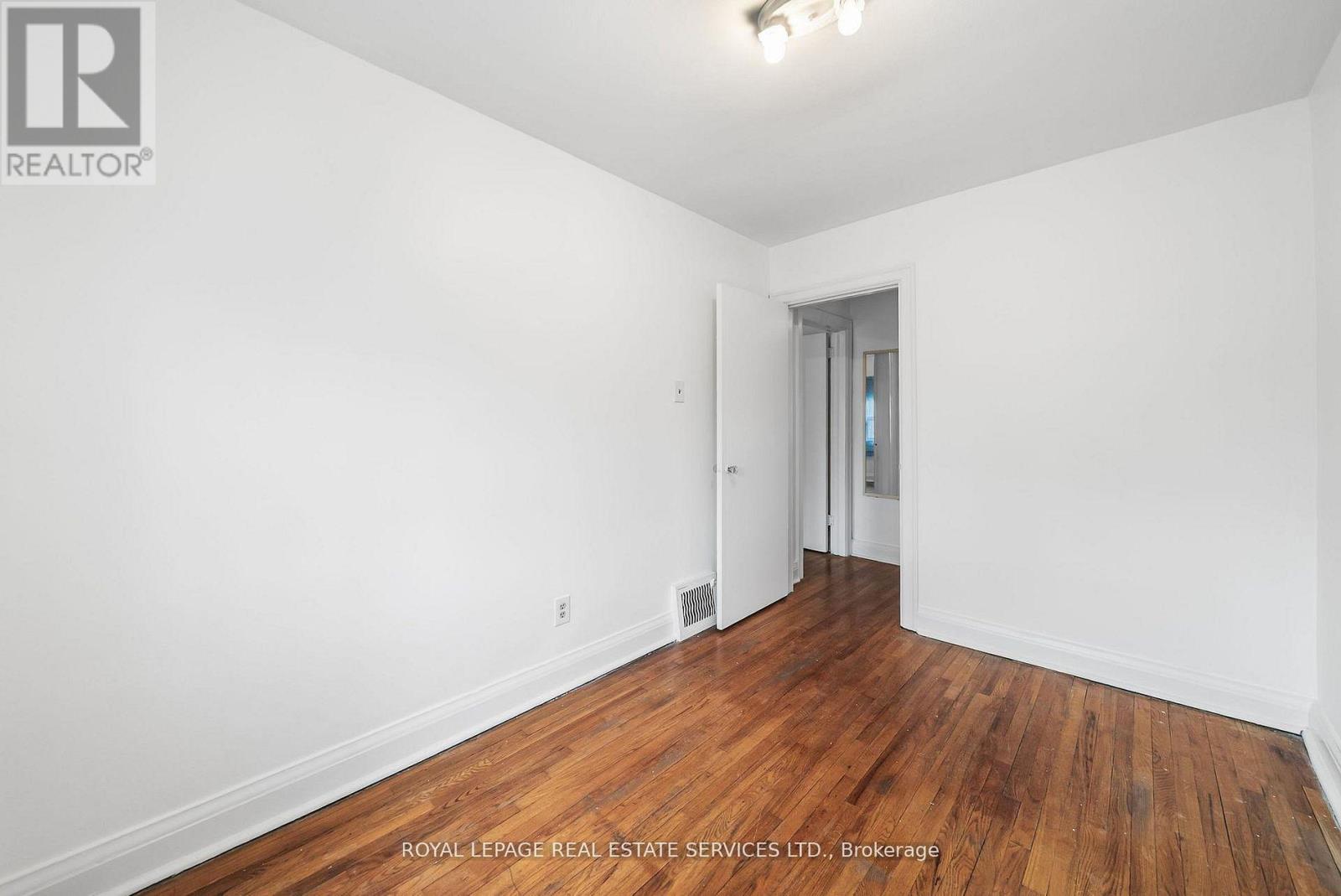 616 Old Weston Road, Toronto (Weston-Pellam Park), Ontario  M6N 3B3 - Photo 12 - W12909992