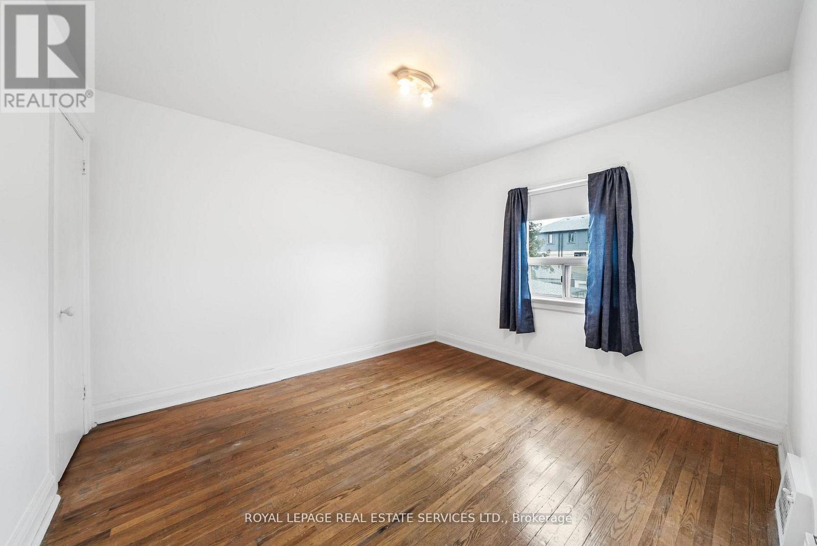 616 Old Weston Road, Toronto (Weston-Pellam Park), Ontario  M6N 3B3 - Photo 7 - W12909992