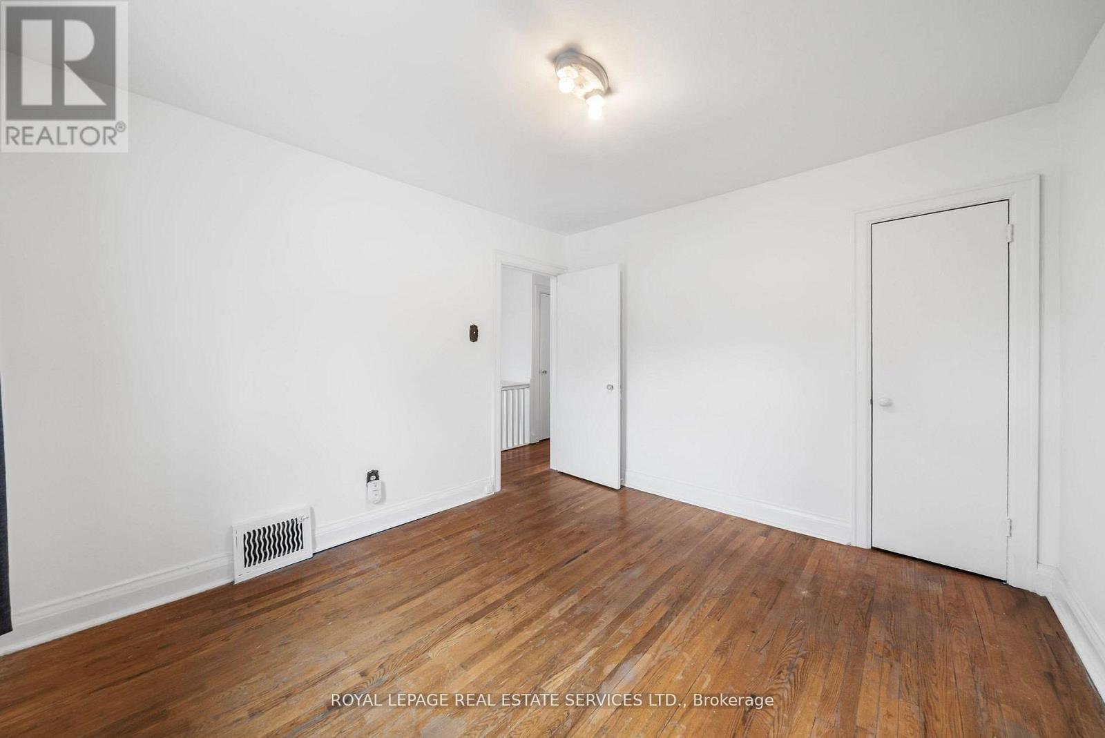 616 Old Weston Road, Toronto (Weston-Pellam Park), Ontario  M6N 3B3 - Photo 8 - W12909992