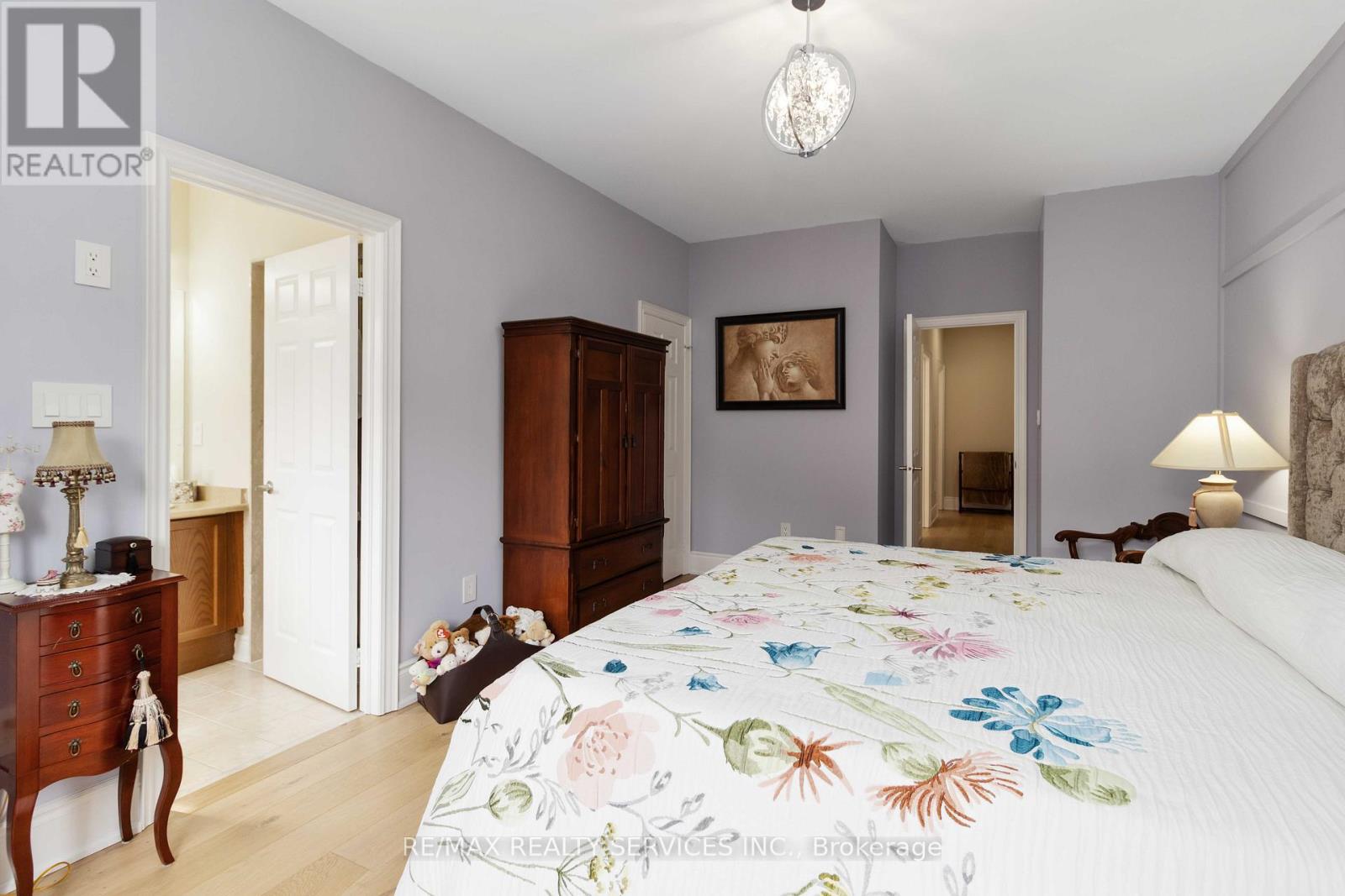 15 Valleystream Circle, Brampton, Ontario  L6P 2E2 - Photo 18 - W12909994