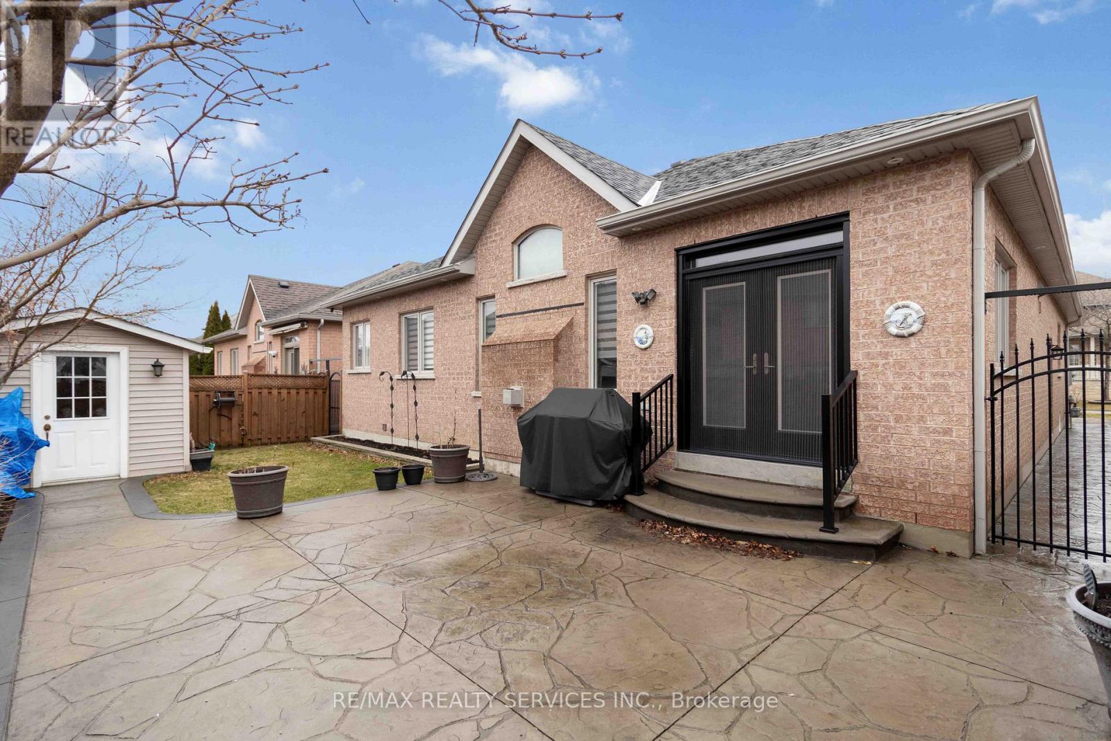 15 Valleystream Circle, Brampton, Ontario  L6P 2E2 - Photo 29 - W12909994