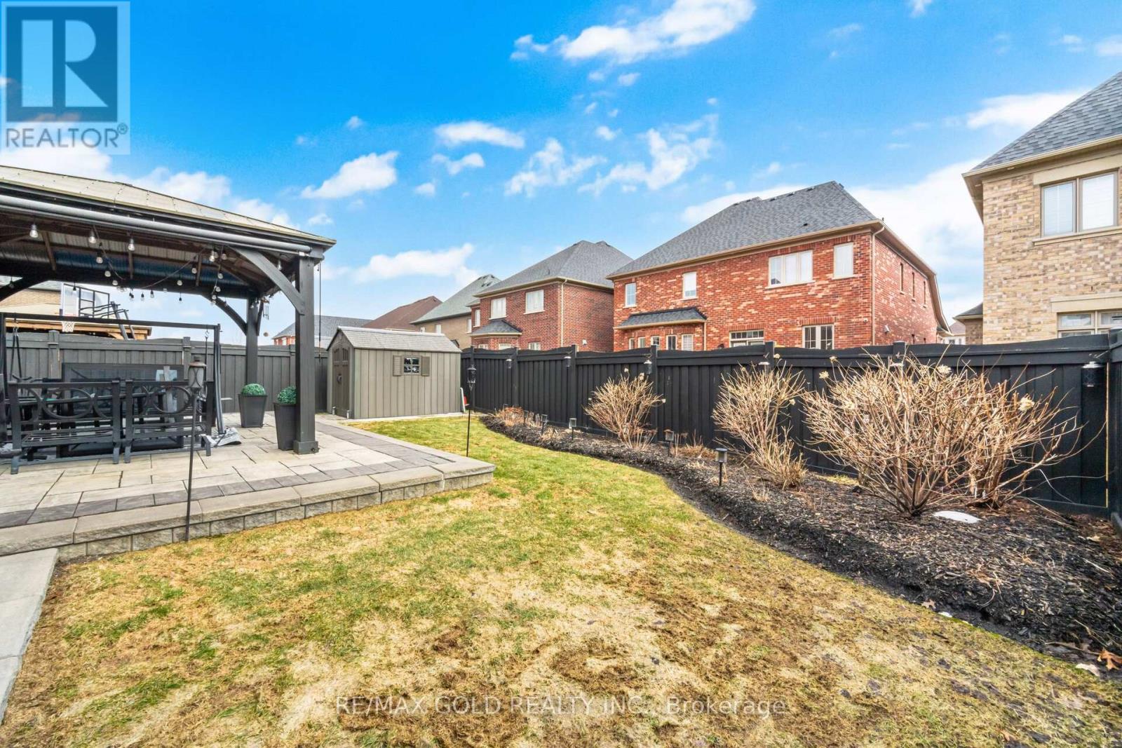 4 Spain Crescent, Brampton, Ontario  L6P 4G8 - Photo 35 - W12910030