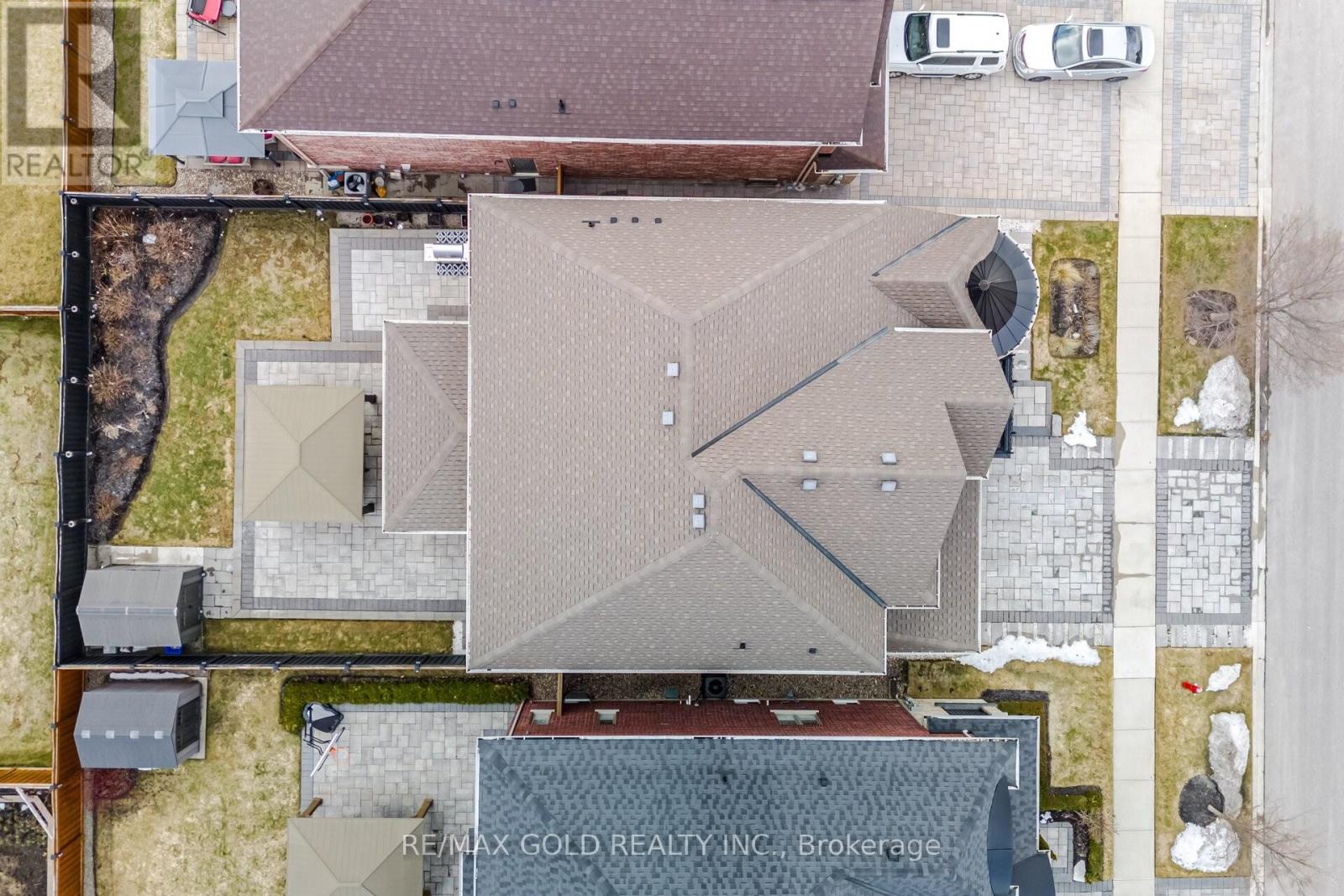 4 Spain Crescent, Brampton, Ontario  L6P 4G8 - Photo 39 - W12910030