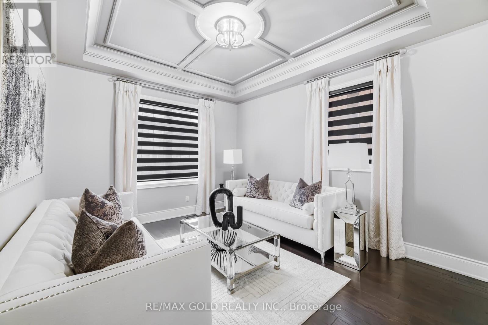 4 Spain Crescent, Brampton, Ontario  L6P 4G8 - Photo 8 - W12910030