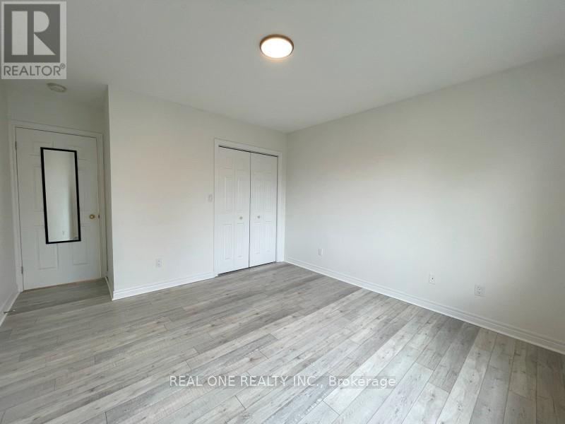 Unit 2 - 2116 Mountainside Drive, Burlington (Mountainside), Ontario  L7P 1B2 - Photo 14 - W12910056