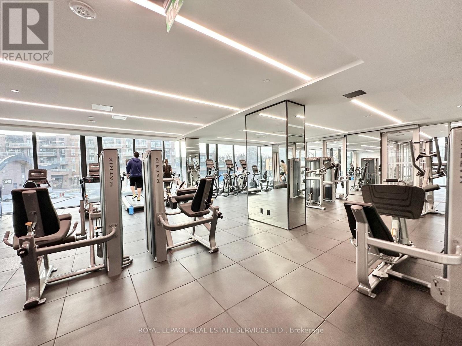 218 - 215 Lakeshore Road W, Mississauga, Ontario  L5H 0A7 - Photo 18 - W12910064