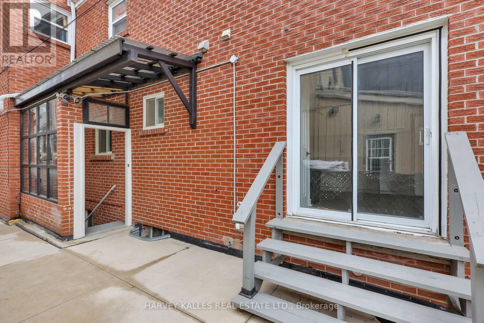 244 Markham Street, Toronto, Ontario  M6J 2G6 - Photo 30 - C12909958