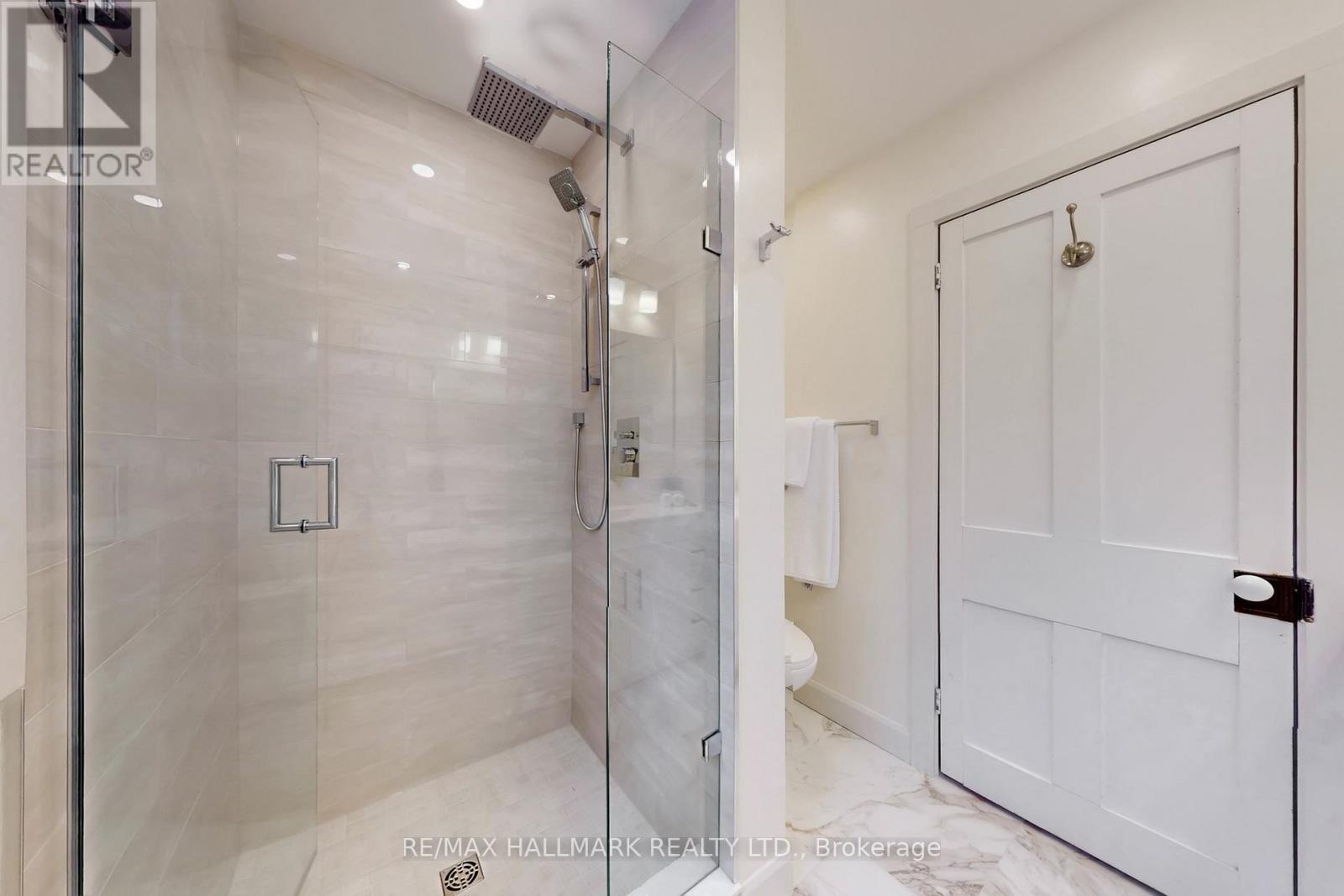 64 Powell Street, Richmond Hill, Ontario  L4C 4S4 - Photo 14 - N12865294