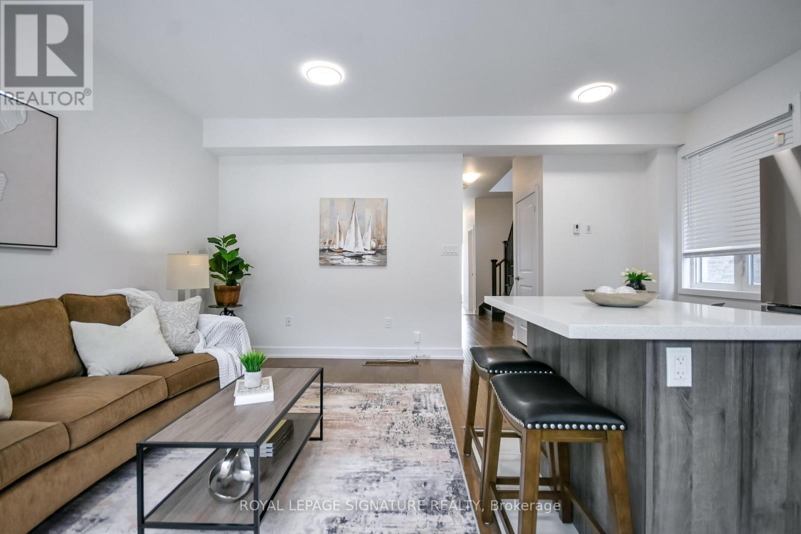 23 Turnberry Lane, Barrie, Ontario  L9J 0M8 - Photo 16 - S12910000