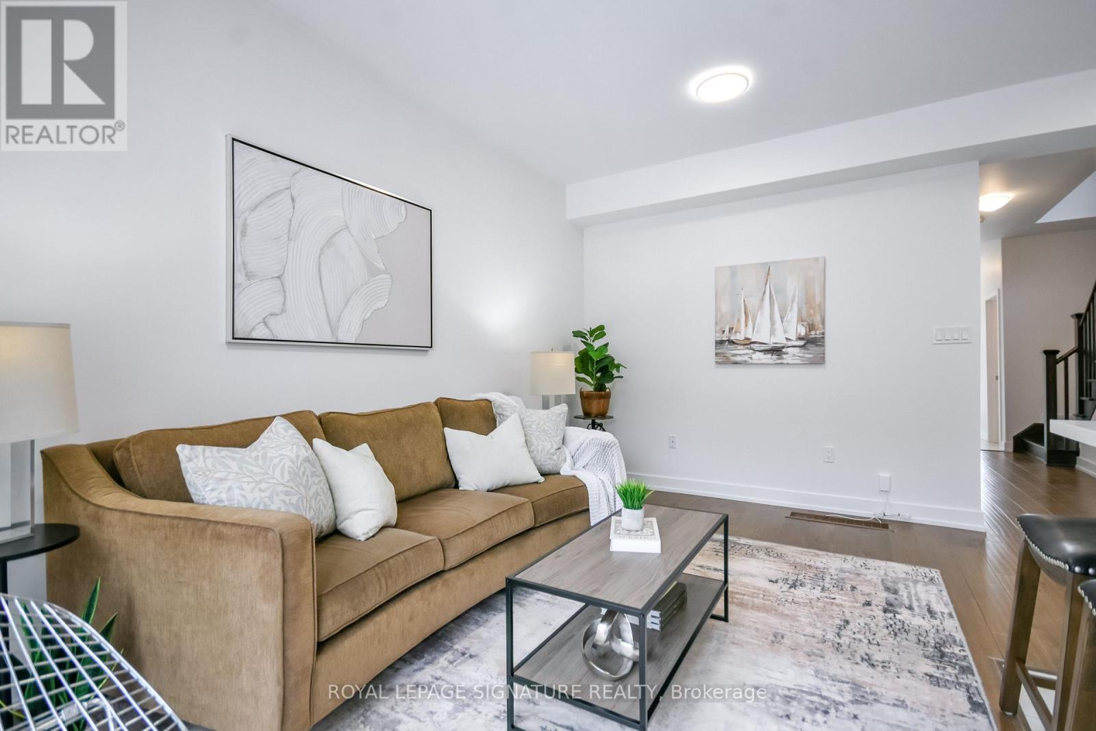 23 Turnberry Lane, Barrie, Ontario  L9J 0M8 - Photo 15 - S12910000