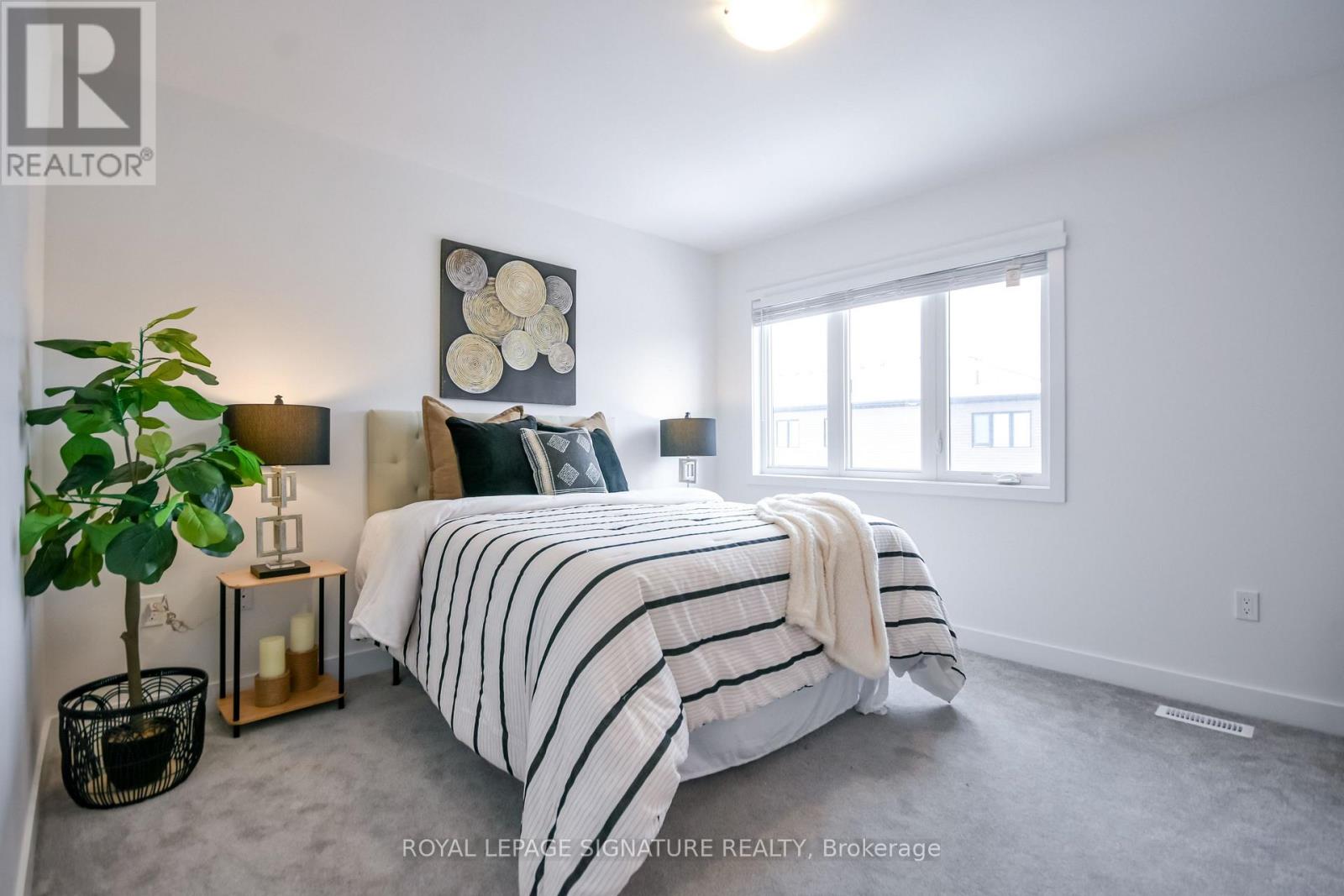 23 Turnberry Lane, Barrie, Ontario  L9J 0M8 - Photo 22 - S12910000