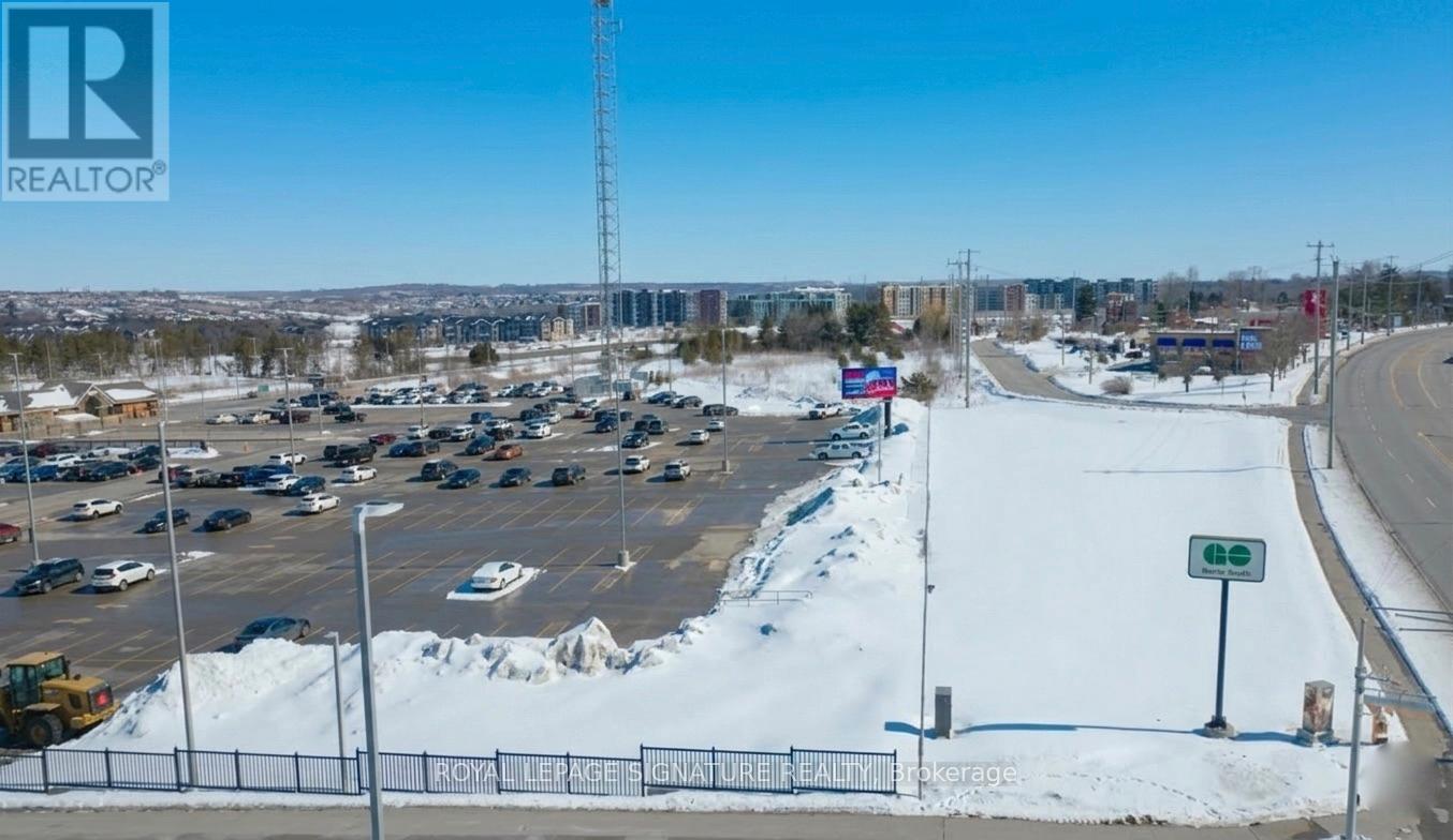 23 Turnberry Lane, Barrie, Ontario  L9J 0M8 - Photo 37 - S12910000