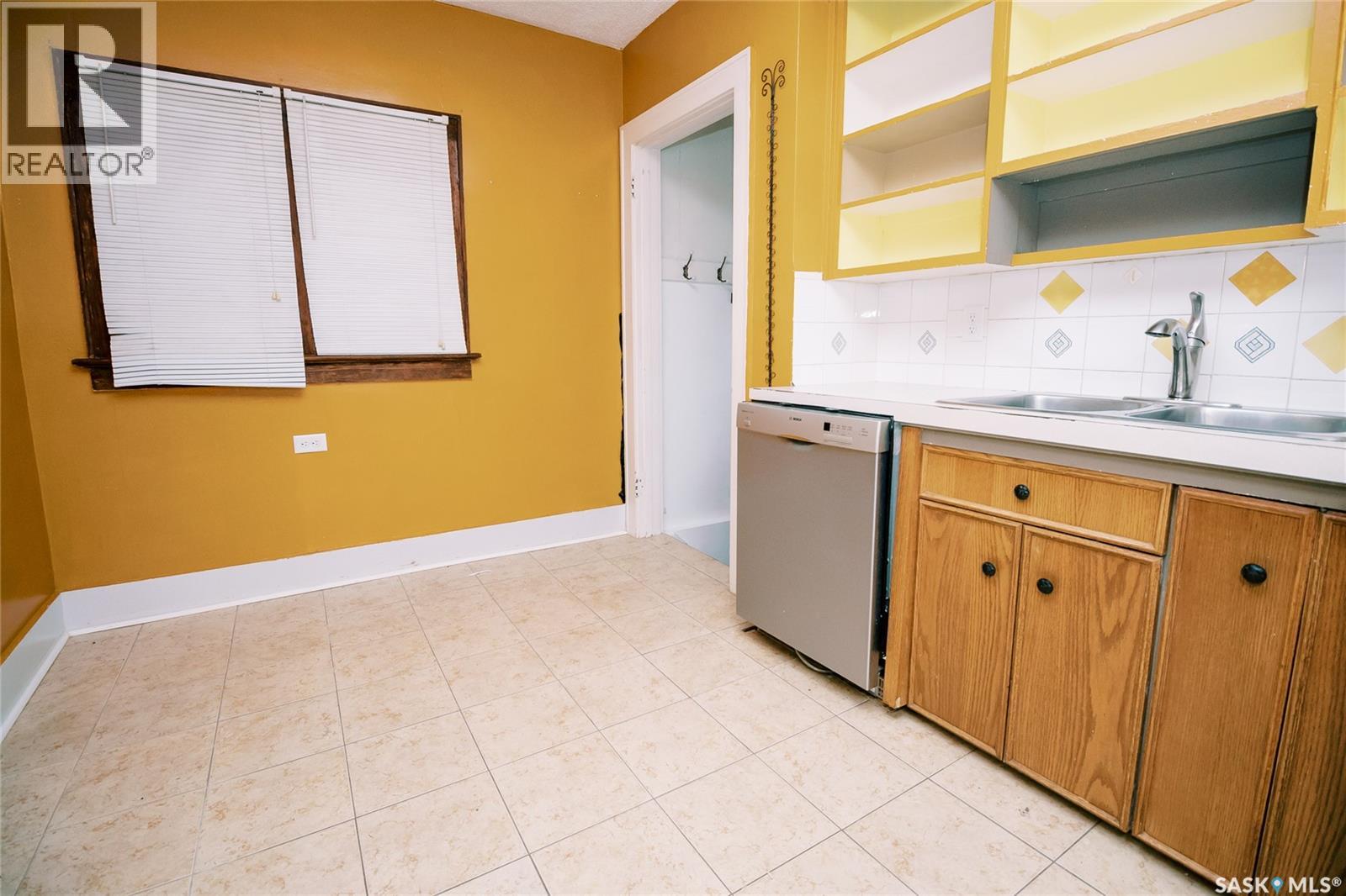 105 28th Street, Saskatoon, Saskatchewan  S7L 0K1 - Photo 21 - SK030940