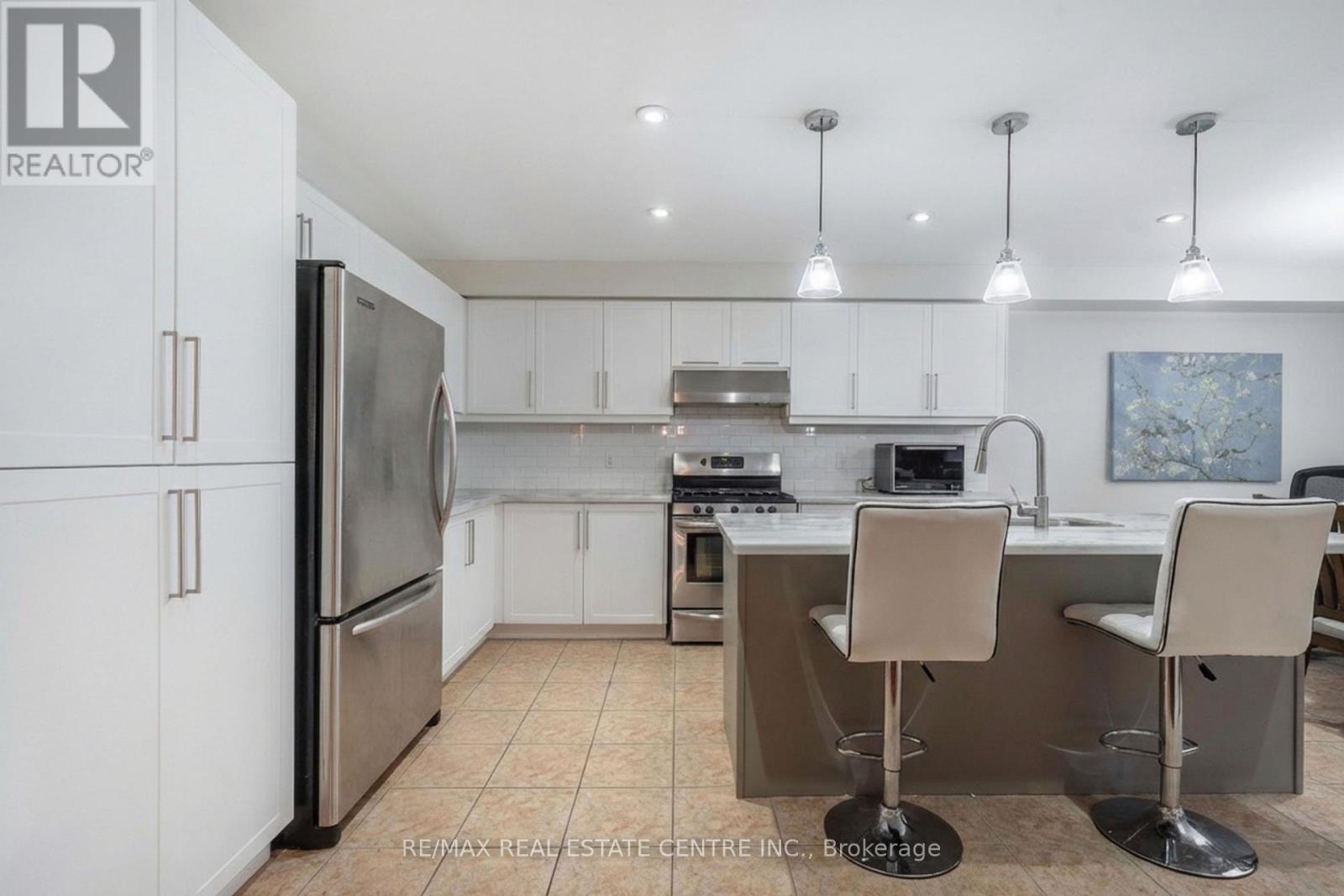 673 Armstrong Boulevard, Milton, Ontario  L9T 0H4 - Photo 9 - W12811592