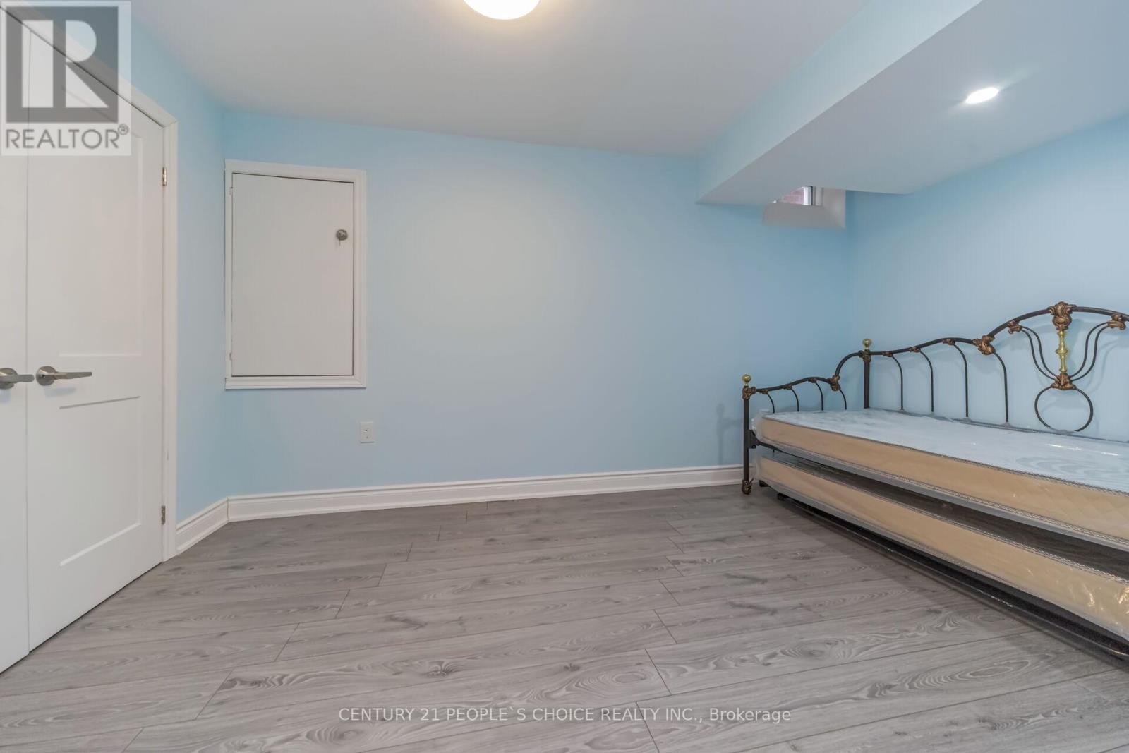 28 Truro Circle, Brampton, Ontario  L7A 4E5 - Photo 46 - W12902532