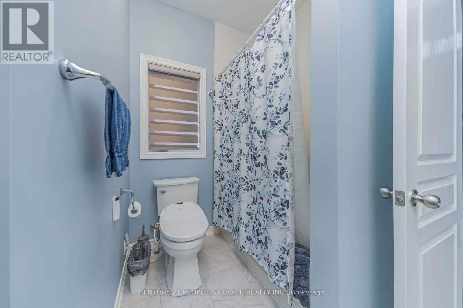 28 Truro Circle, Brampton, Ontario  L7A 4E5 - Photo 34 - W12902532